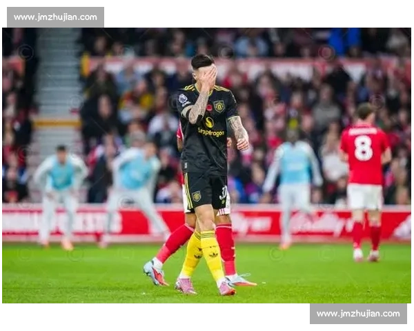 内维尔力挺双核：姆伯莫库尼亚助曼联冲前六